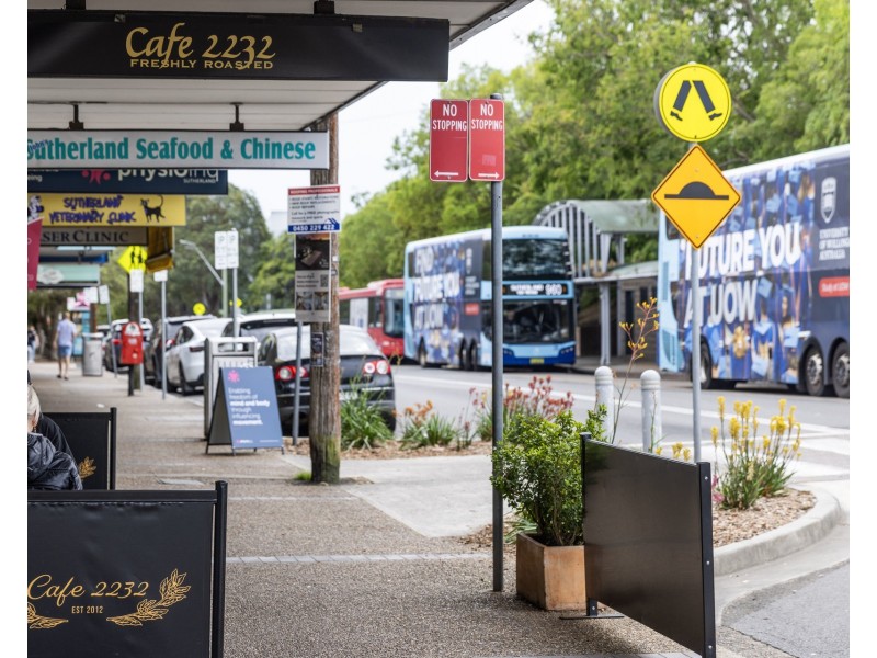 8/50 The Grand Parade, Sutherland NSW 2232