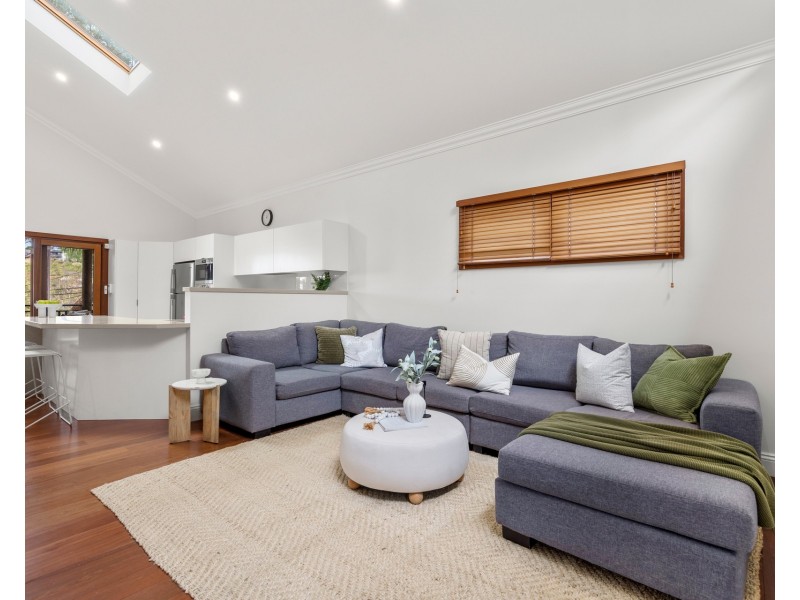 33 Tenth Avenue, Oyster Bay NSW 2225