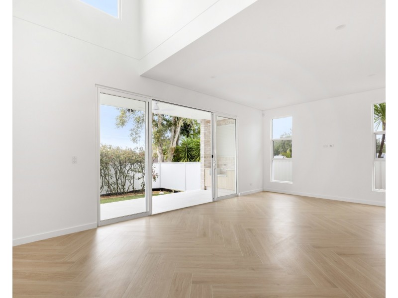90B Eton Street, Sutherland NSW 2232