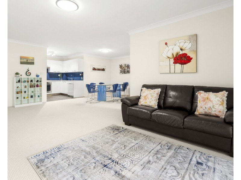 17/20-26 Leonay Street, Sutherland NSW 2232