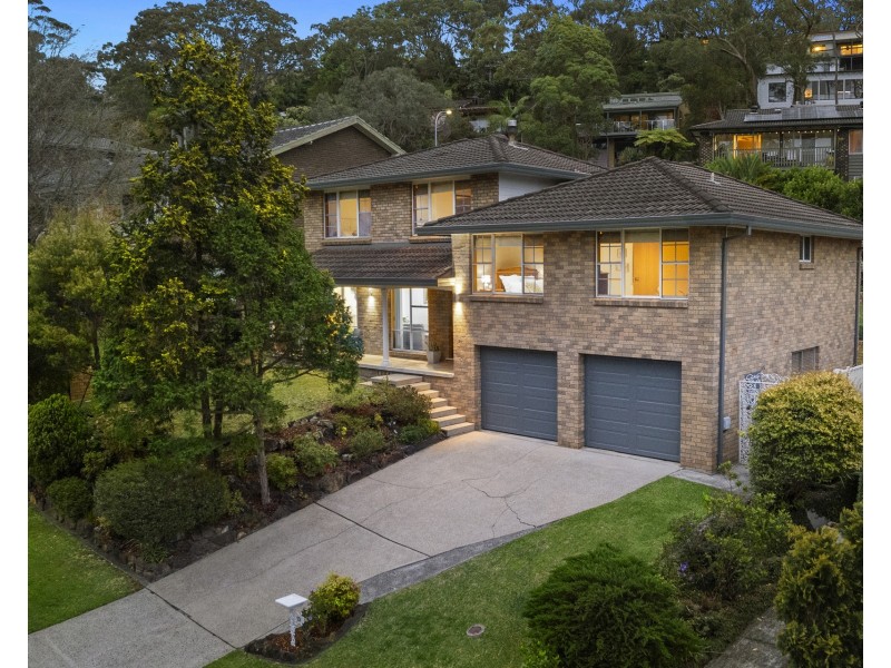 19 Urana Road, Yarrawarrah NSW 2233