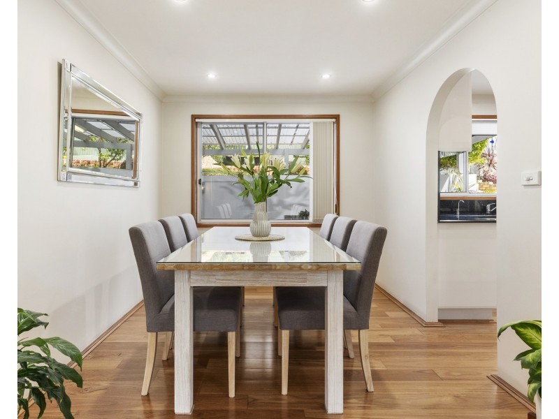 19 Urana Road, Yarrawarrah NSW 2233