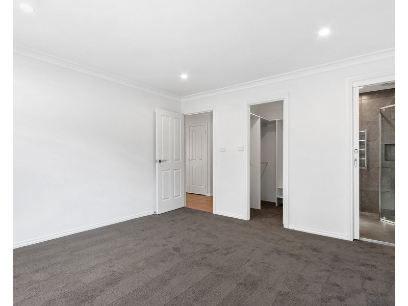 6 Boatwright Avenue, Lugarno NSW 2210