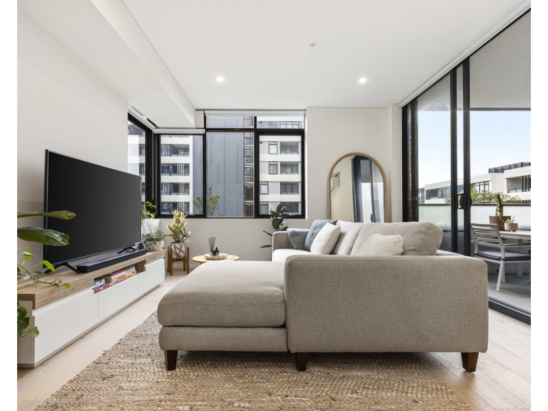 306/35 Flora Street, Kirrawee NSW 2232