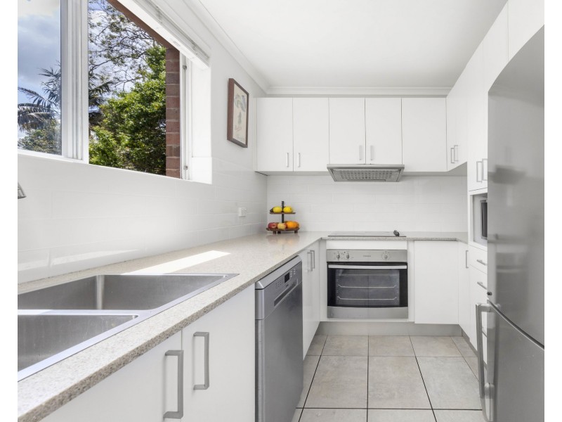 2/2 Railway Crescent, Jannali NSW 2226