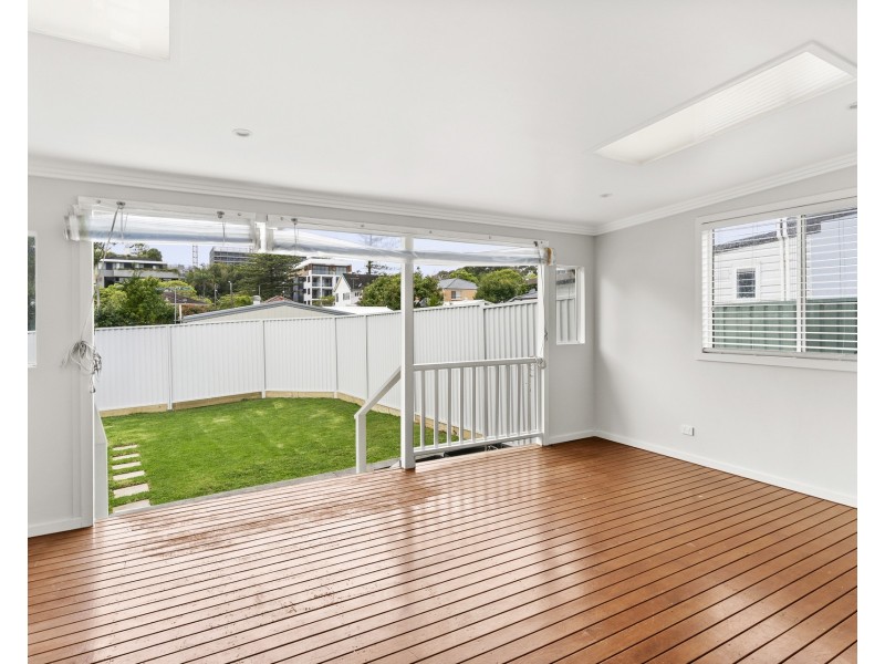 22 Chamberlain Avenue, Caringbah NSW 2229
