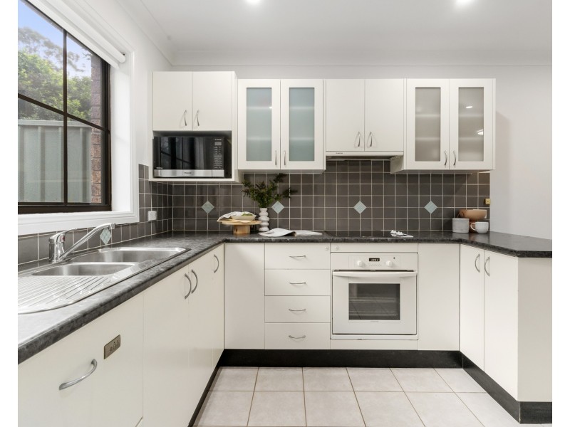 2/9 Melrose Avenue, Sylvania NSW 2224