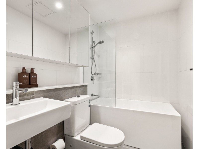 304A/18  Pinnacle Street, Miranda NSW 2228