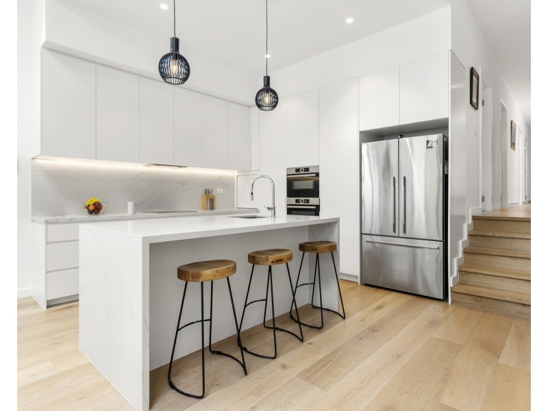 32b Walker Avenue, Gymea NSW 2227