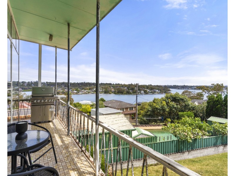 83 Tara Street, Sylvania NSW 2224