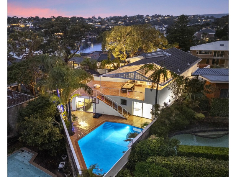 9 Yarraga Place, Yowie Bay NSW 2228