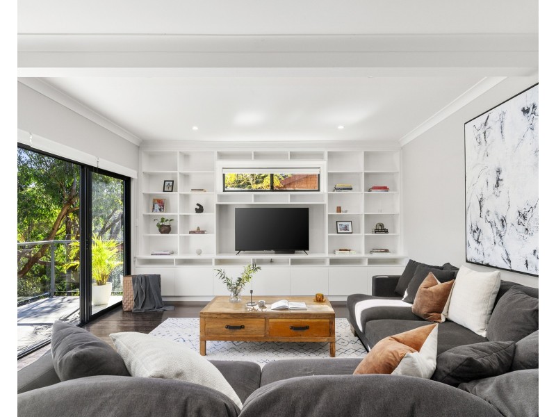 49 Gore Avenue, Kirrawee NSW 2232