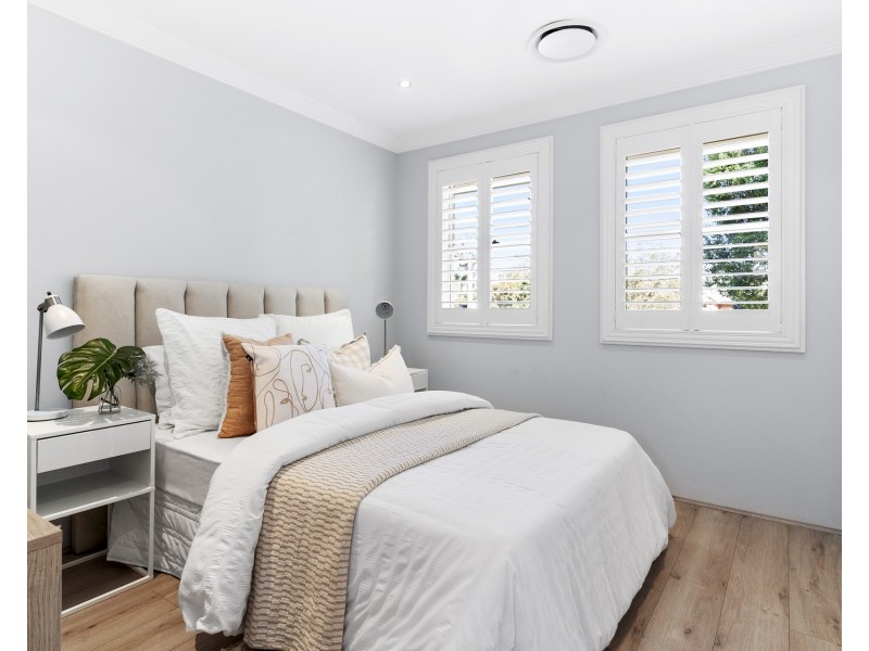 1/186 Oak Road, Kirrawee NSW 2232