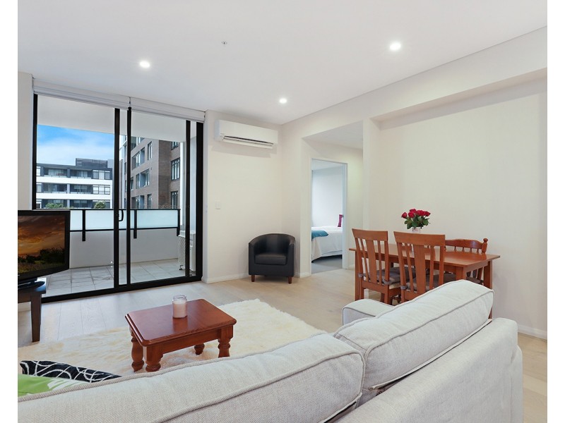 305B/8 Village Place,, Kirrawee NSW 2232