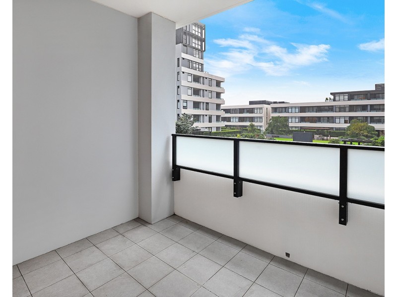 305B/8 Village Place,, Kirrawee NSW 2232