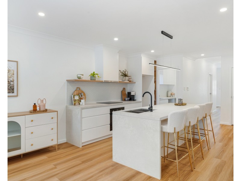 13a Dudley Street, Kirrawee NSW 2232