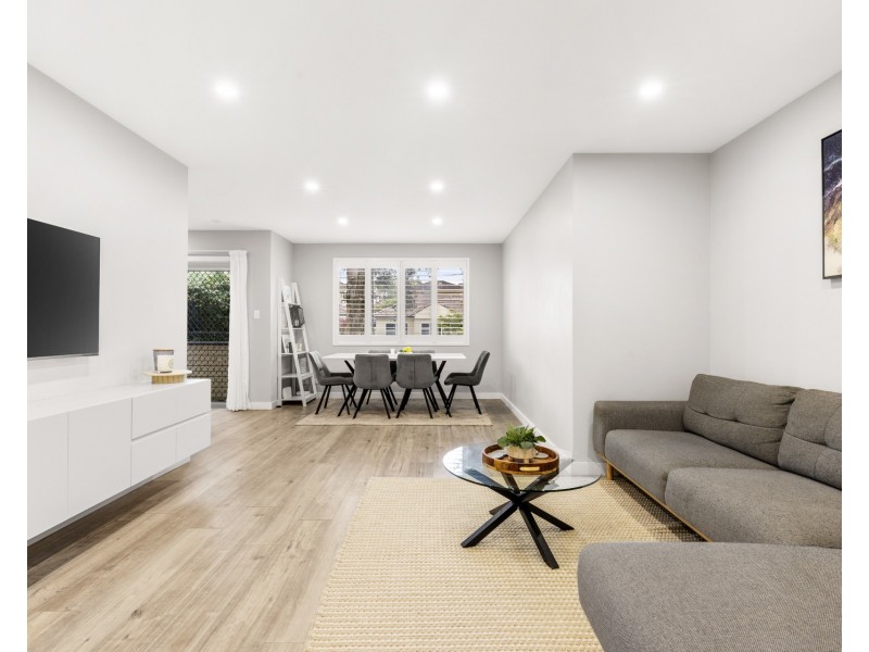 2/2-4 Moani Avenue, Gymea NSW 2227