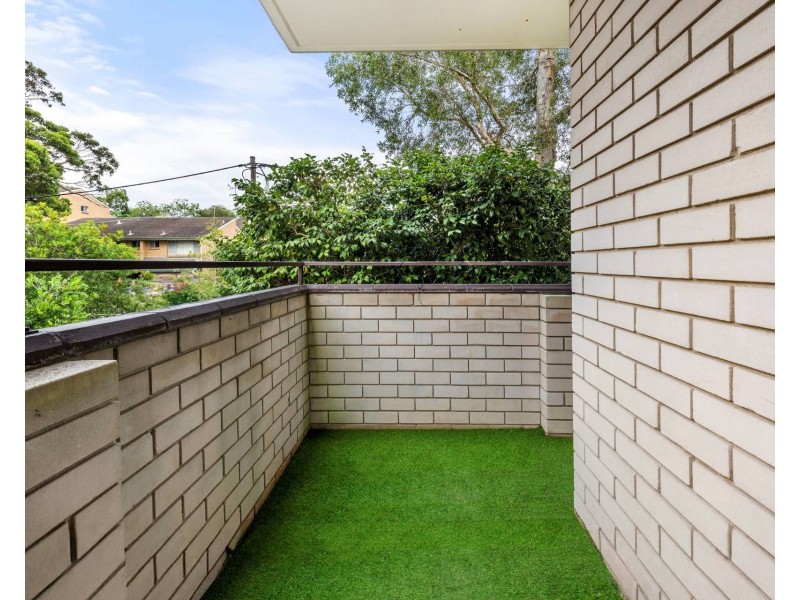 2/2-4 Moani Avenue, Gymea NSW 2227