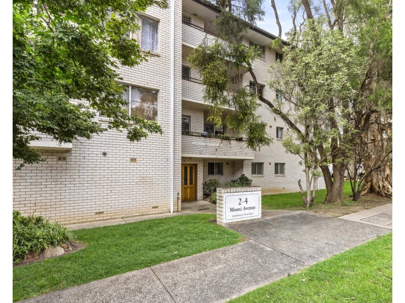 2/2-4 Moani Avenue, Gymea NSW 2227