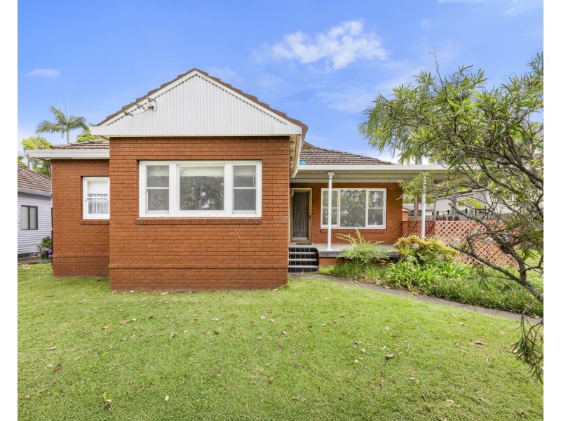 142 The Boulevarde, Caringbah NSW 2229