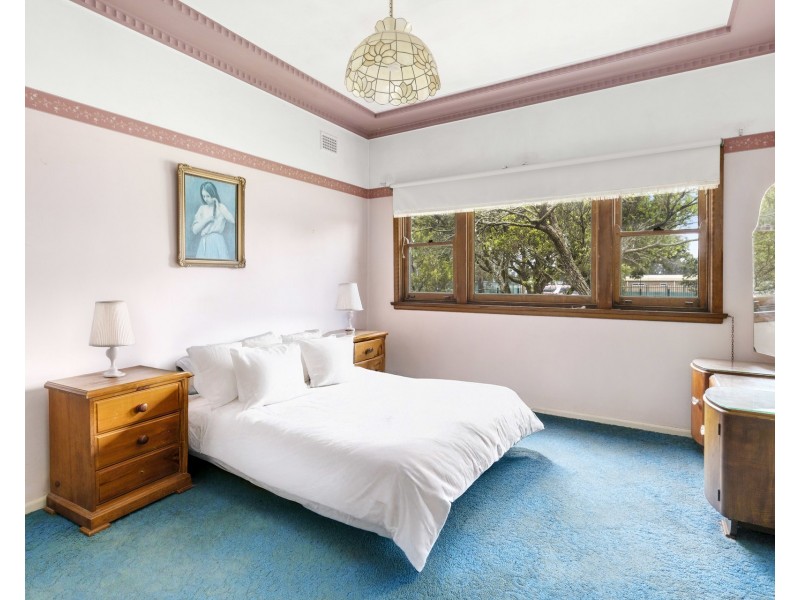 142 The Boulevarde, Caringbah NSW 2229