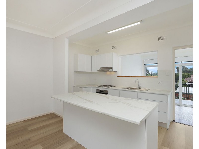 1/23 Leonay Street, Sutherland NSW 2232