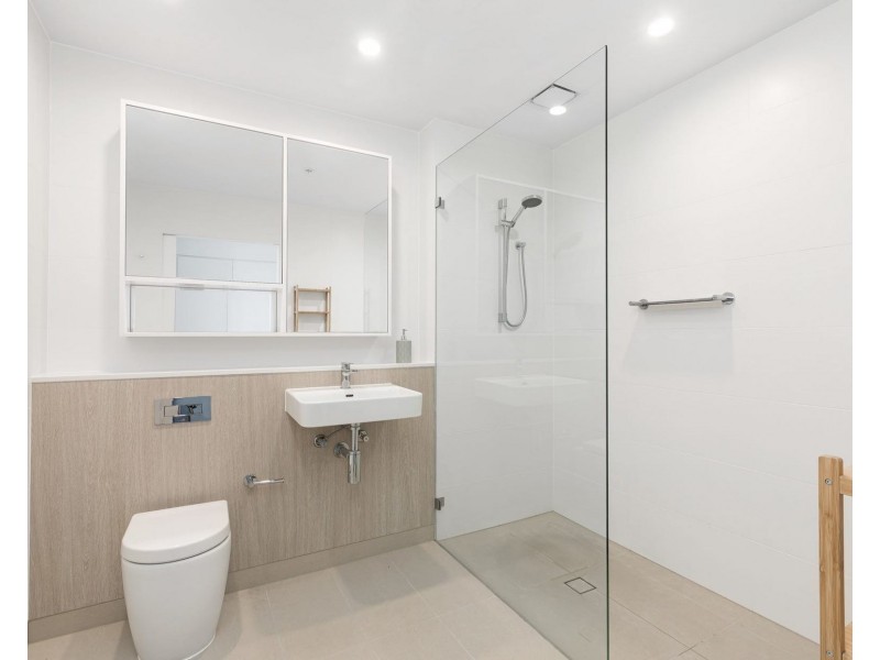 206/4 Foreshore Boulevard, Woolooware NSW 2230