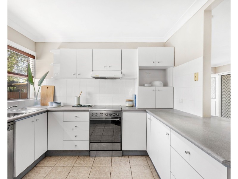 2 Karuah Place, Engadine NSW 2233