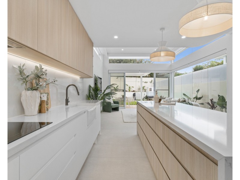 39b Walker Avenue, Gymea NSW 2227