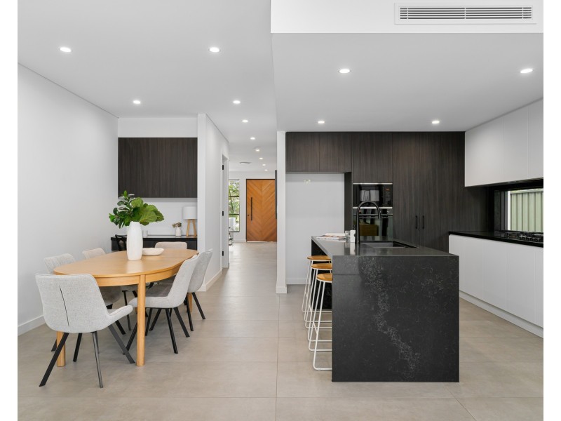 10a Stevens Avenue, Miranda NSW 2228