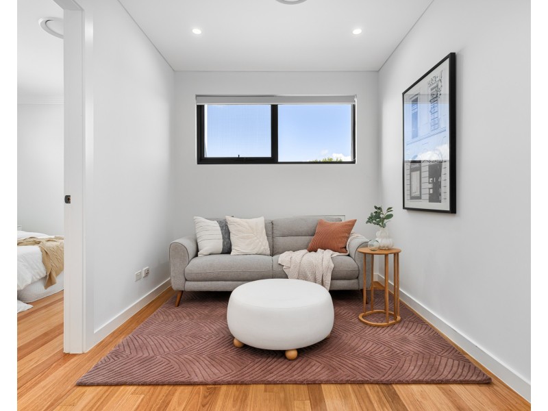 10a Stevens Avenue, Miranda NSW 2228