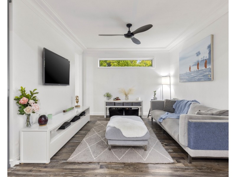 1 Orana Crescent, Peakhurst Heights NSW 2210