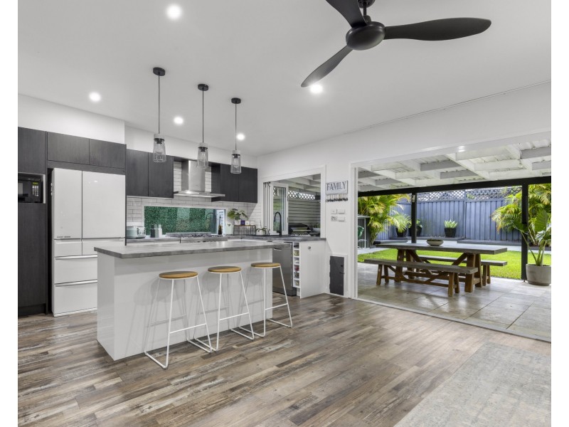 1 Orana Crescent, Peakhurst Heights NSW 2210