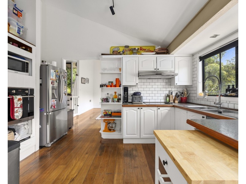 15 Hoover Place, Bonnet Bay NSW 2226