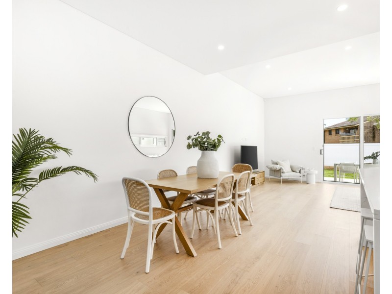 525a The Boulevarde, Kirrawee NSW 2232