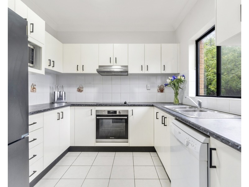 12/16-26 Park Street, Sutherland NSW 2232