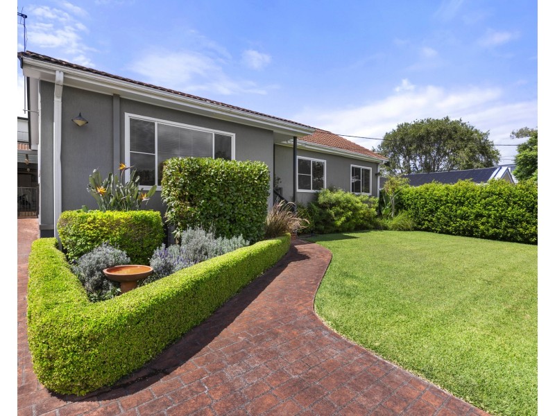 28 Gillham Avenue, Caringbah South NSW 2229