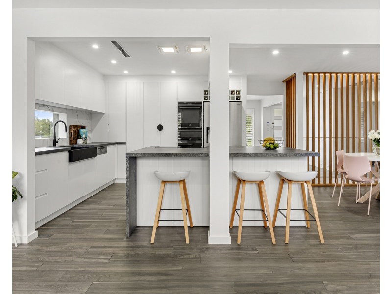 15 Wanganui Road, Kirrawee NSW 2232