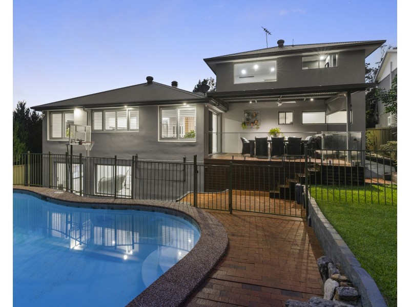 15 Wanganui Road, Kirrawee NSW 2232