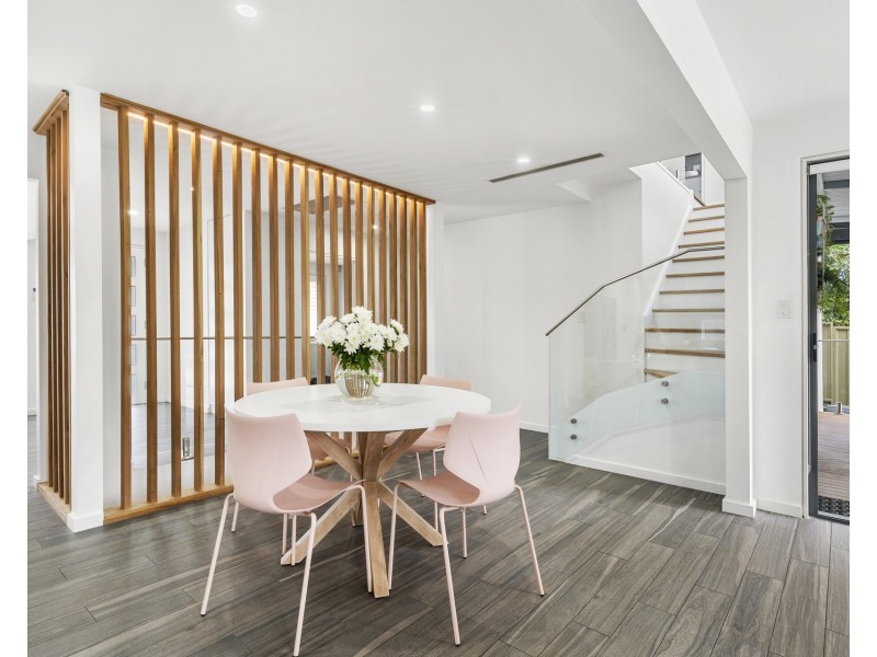 15 Wanganui Road, Kirrawee NSW 2232