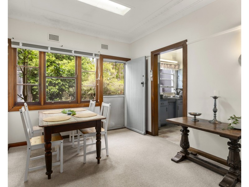 8 Quest Avenue, Yowie Bay NSW 2228