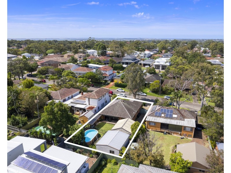 19 Kirrawee Avenue, Kirrawee NSW 2232