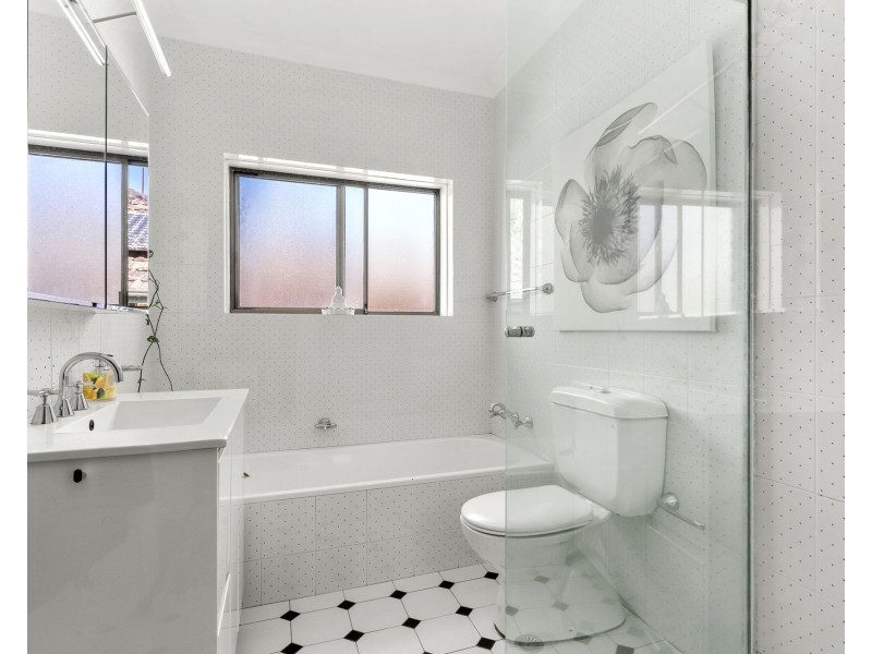 19 Kirrawee Avenue, Kirrawee NSW 2232