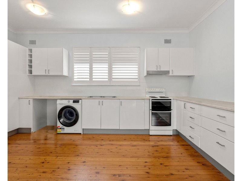 3/8 Seaforth Avenue, Woolooware NSW 2230