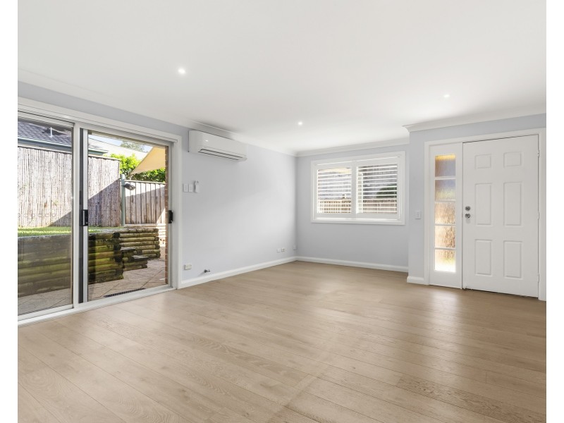 2/1 Shirley Road, Miranda NSW 2228