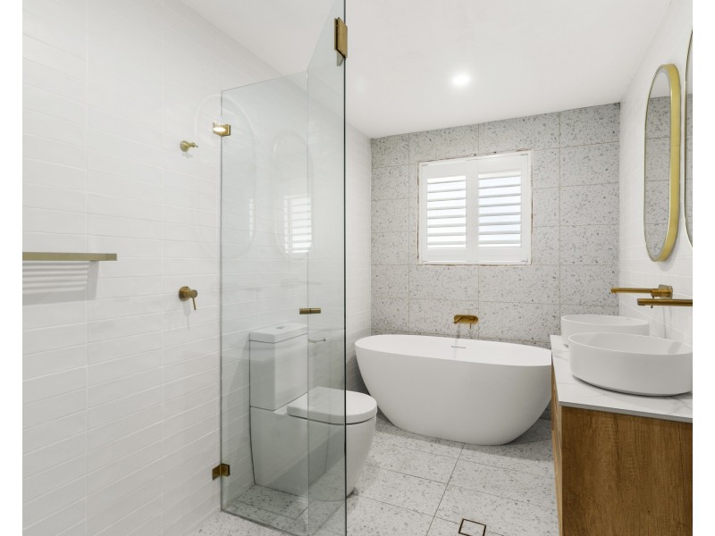 2/1 Shirley Road, Miranda NSW 2228