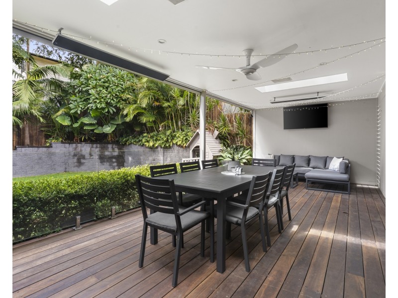 30 Oak Road, Kirrawee NSW 2232