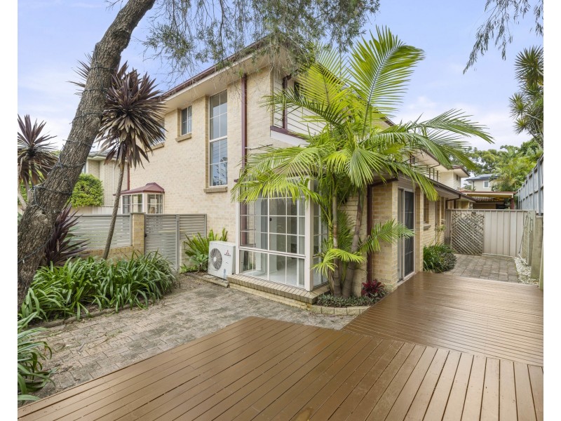 1/7 Paddison Avenue, Gymea NSW 2227