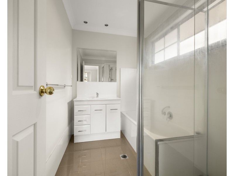 1/7 Paddison Avenue, Gymea NSW 2227