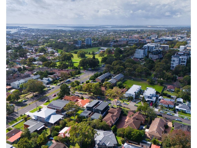 1/7 Paddison Avenue, Gymea NSW 2227